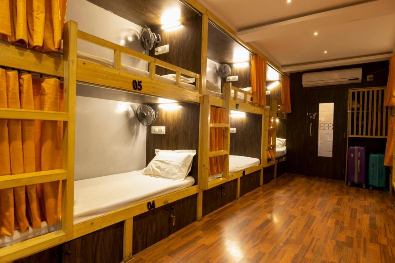 Sunrise Dormitory Hostel Mumbai Exterior photo